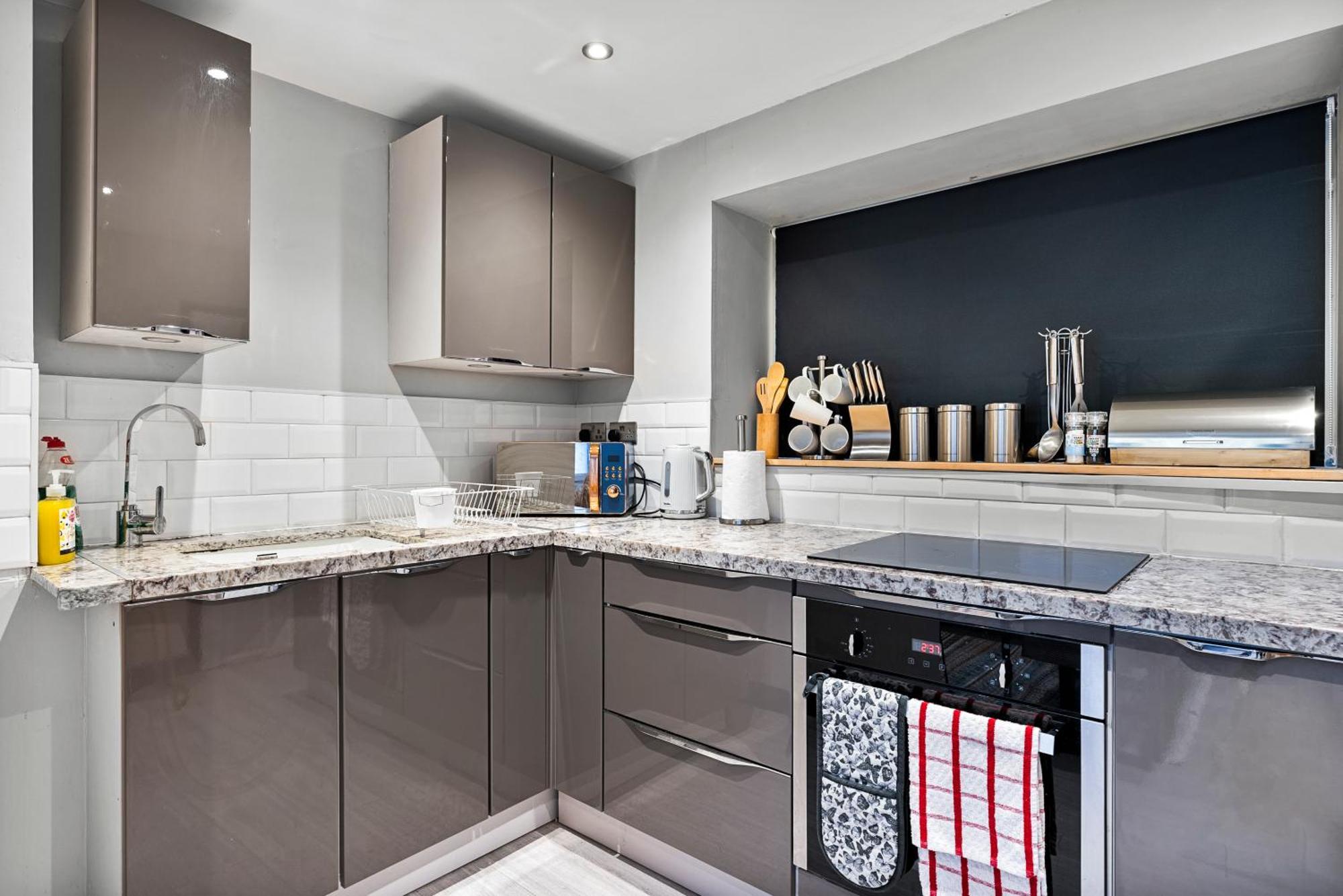 30 Percent Off! Elegant Cottage Of Whitby - Sleeps 5 Экстерьер фото